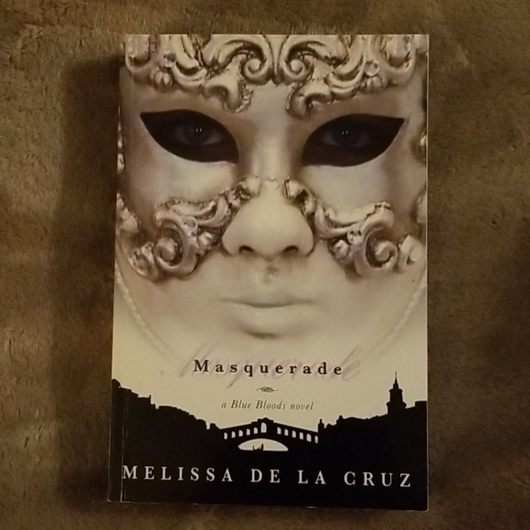 Blue Bloods 3 Book Set - Picture 5 of 9